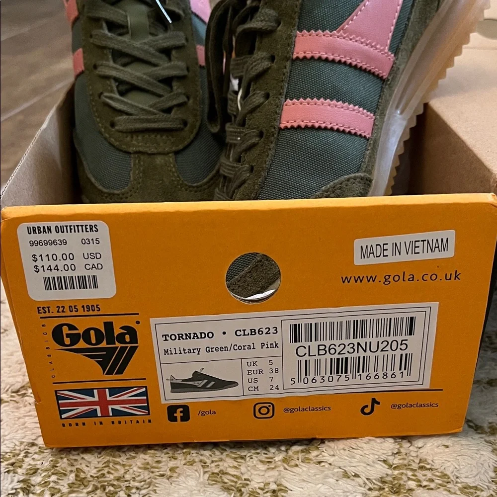 Gola Women's size 7 Tornado in military green and pink coral - Picture 2 of 8